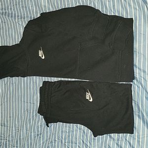 Nike Boys Small Matching Hoodie and Pants